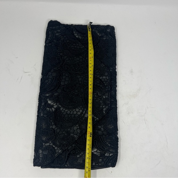 Jessica Simpson Lace Detail Large Black Leather Clutch With Magnetic Closure - Picture 8 of 8